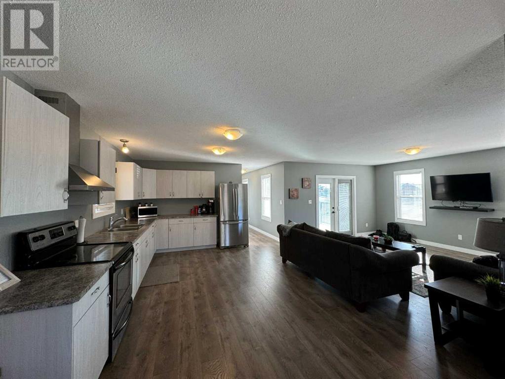 1048 Elk Avenue, Pincher Creek, Alberta  T0K 1W0 - Photo 16 - A2162951