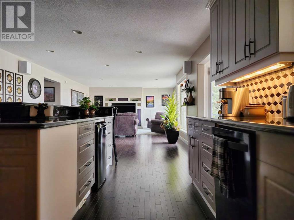 141 Coachwood Point W, Lethbridge, Alberta  T1K 6A6 - Photo 13 - A2106765