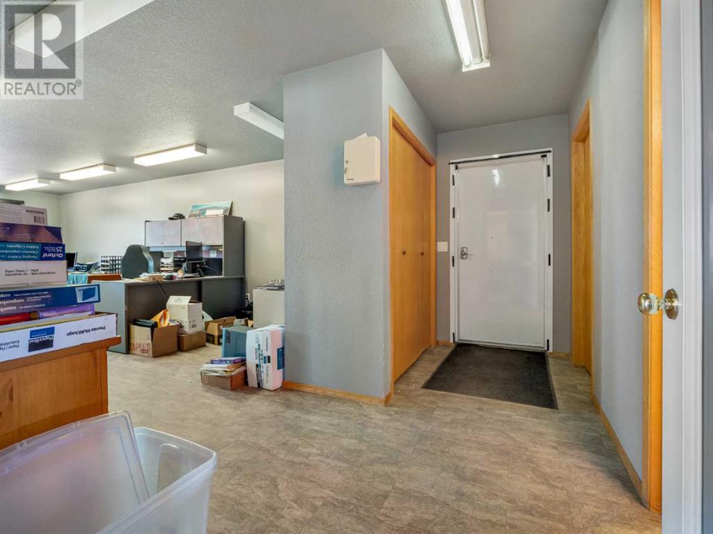 203037 Township Road 80, Rural Lethbridge County, Alberta  T1K 8G9 - Photo 15 - A2218250