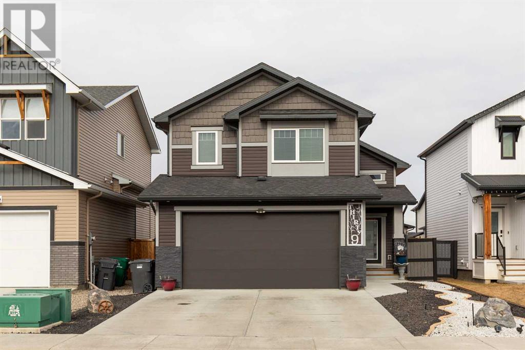 39 Montrose Way W, Lethbridge, Alberta  T1J 5T1 - Photo 2 - A2200236