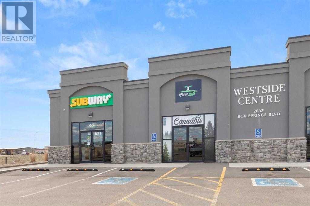 102, 2882 Box Springs Boulevard, Medicine Hat, Alberta