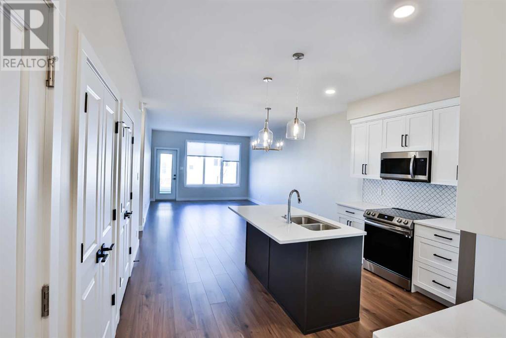 2, 18 Riverford Close W, Lethbridge, Alberta  T1K 8K8 - Photo 2 - A2093142
