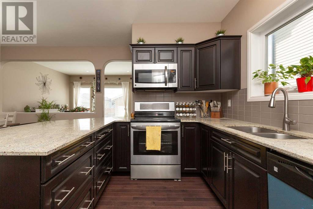 554 Keystone Chase W, Lethbridge, Alberta  T1J 5E6 - Photo 6 - A2216740