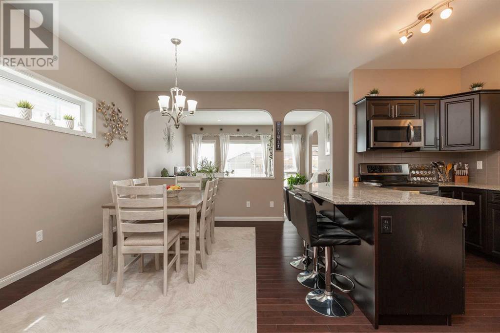 554 Keystone Chase W, Lethbridge, Alberta  T1J 5E6 - Photo 4 - A2216740