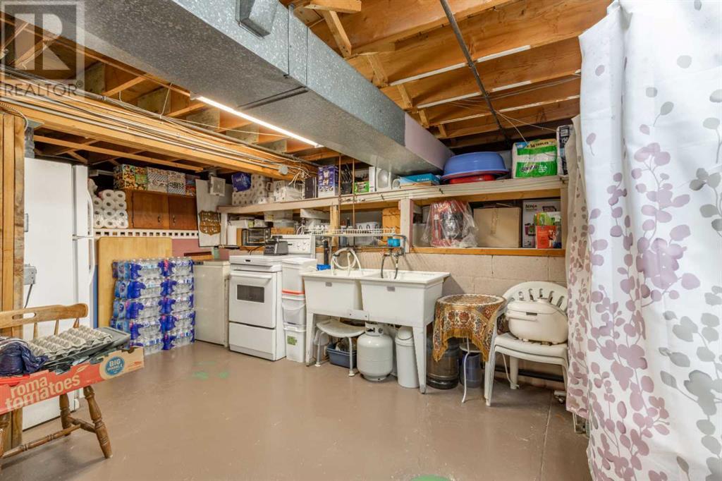 966 Main Street, Pincher Creek, Alberta  T0K 1W0 - Photo 38 - A2196010