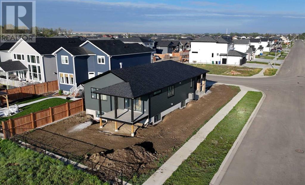 1712 Sixmile View S, Lethbridge, Alberta  T1K 8G3 - Photo 4 - A2222108