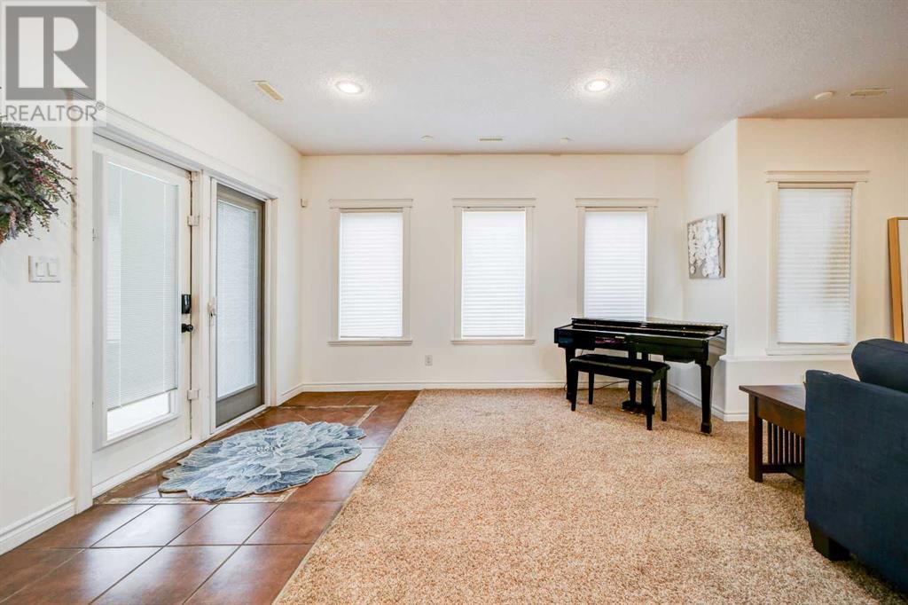 4 Heritage Point W, Lethbridge, Alberta  T1K 7Z4 - Photo 41 - A2210338