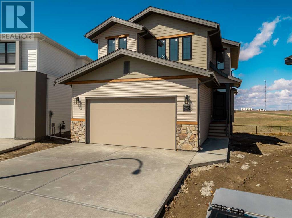 245 Blackwolf Place N, Lethbridge, Alberta  T1H 7J2 - Photo 2 - A2180230