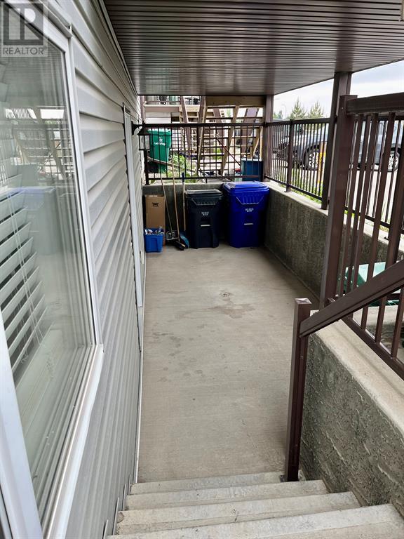 6, 103 Crocus Terrace W, Lethbridge, Alberta  T1J 5J3 - Photo 5 - A2213378