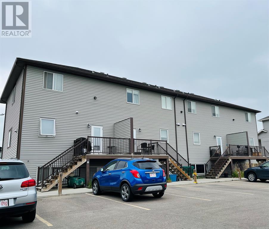6, 103 Crocus Terrace W, Lethbridge, Alberta  T1J 5J3 - Photo 2 - A2213378