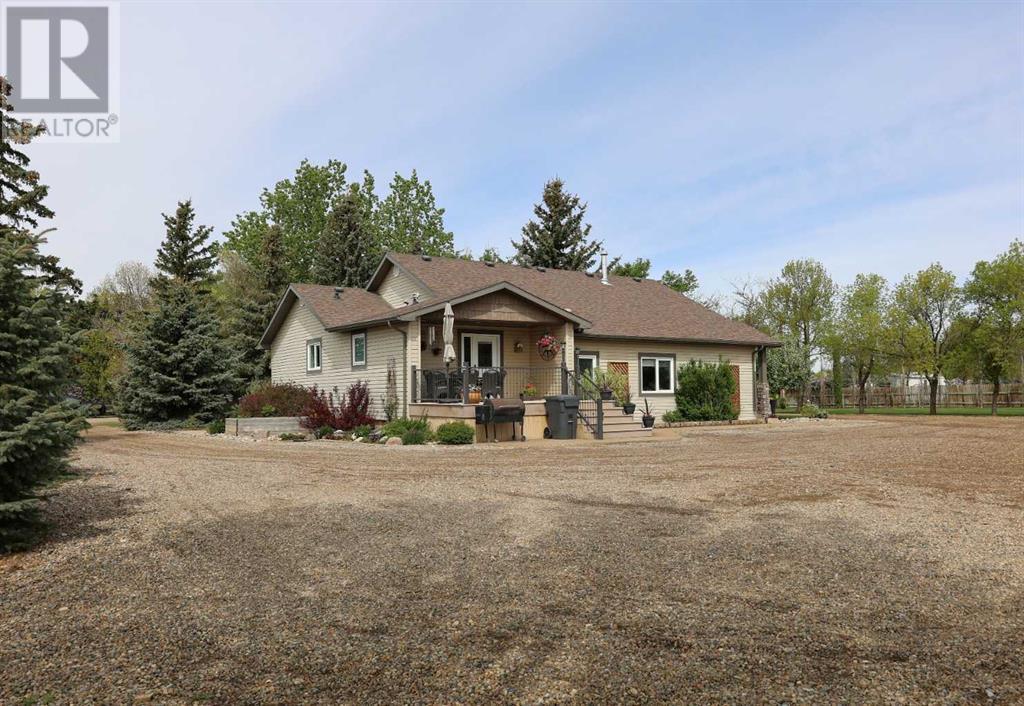 105039 Rge Road 212a, Picture Butte, Alberta  T0K 1V0 - Photo 2 - A2216312