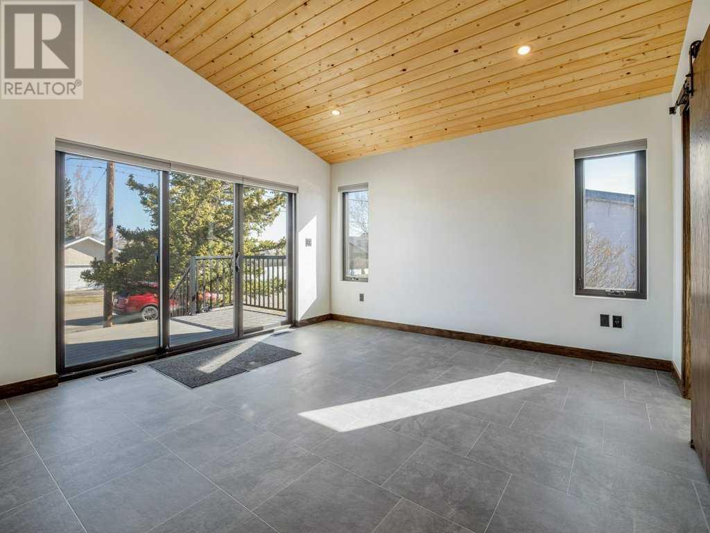 686 Lacombe Street, Pincher Creek, Alberta  T0K 1W0 - Photo 19 - A2207854