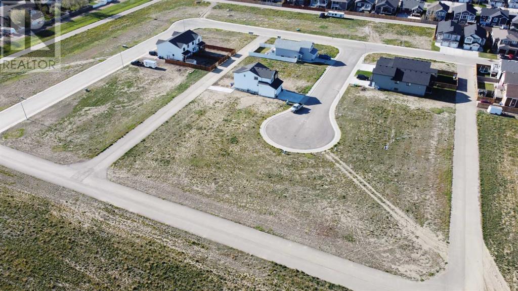 8 Westview Court, Taber, Alberta  T1G 0E9 - Photo 3 - A2228245