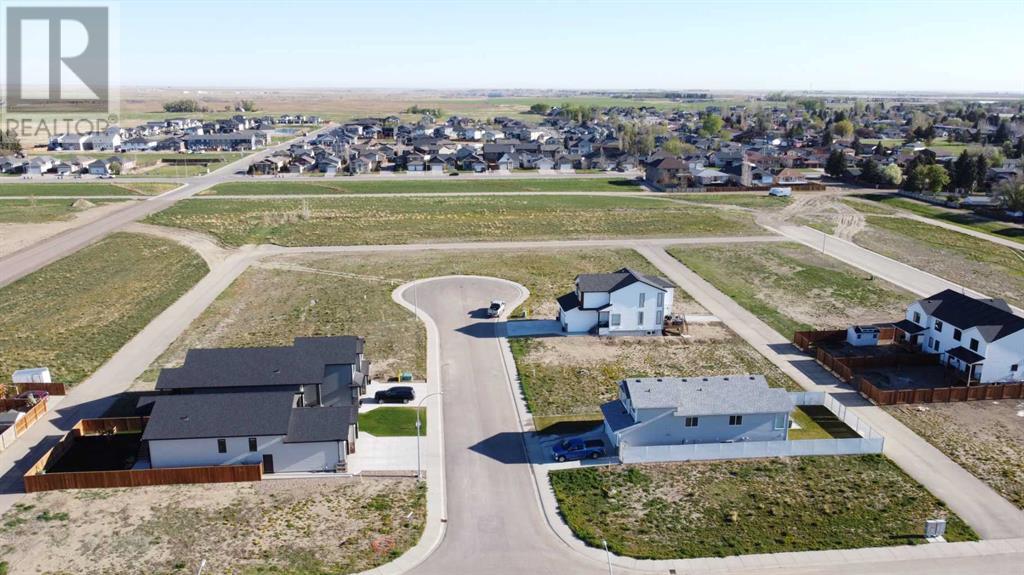 8 Westview Court, Taber, Alberta  T1G 0E9 - Photo 4 - A2228245