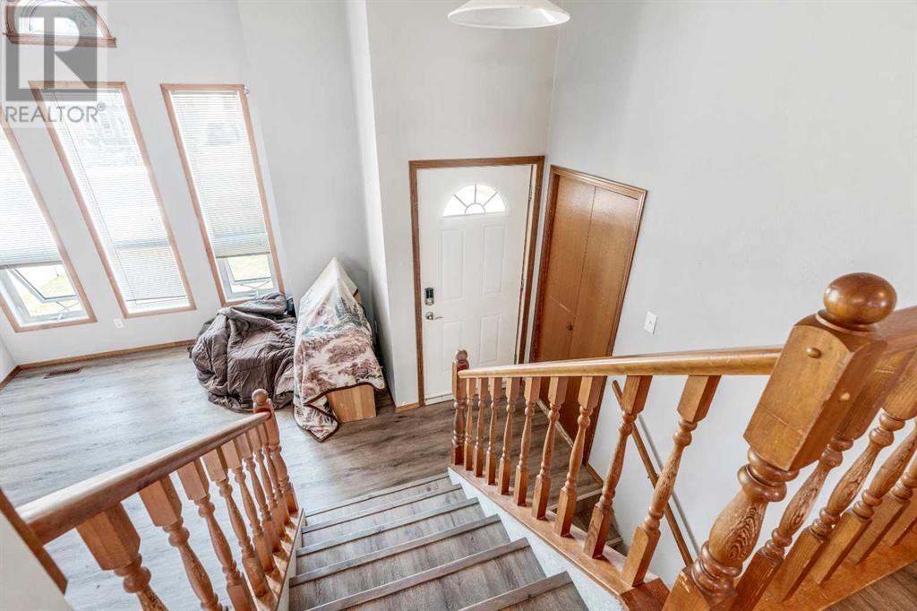 199 Mt Crandell Crescent W, Lethbridge, Alberta  T1K 6M2 - Photo 9 - A2229483