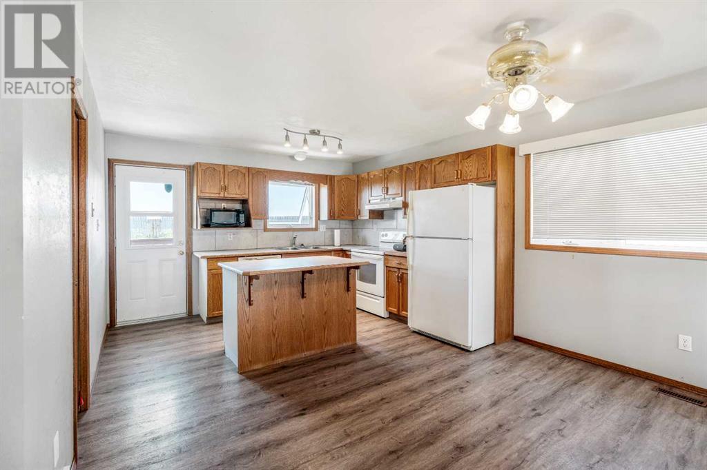 199 Mt Crandell Crescent W, Lethbridge, Alberta  T1K 6M2 - Photo 11 - A2229483
