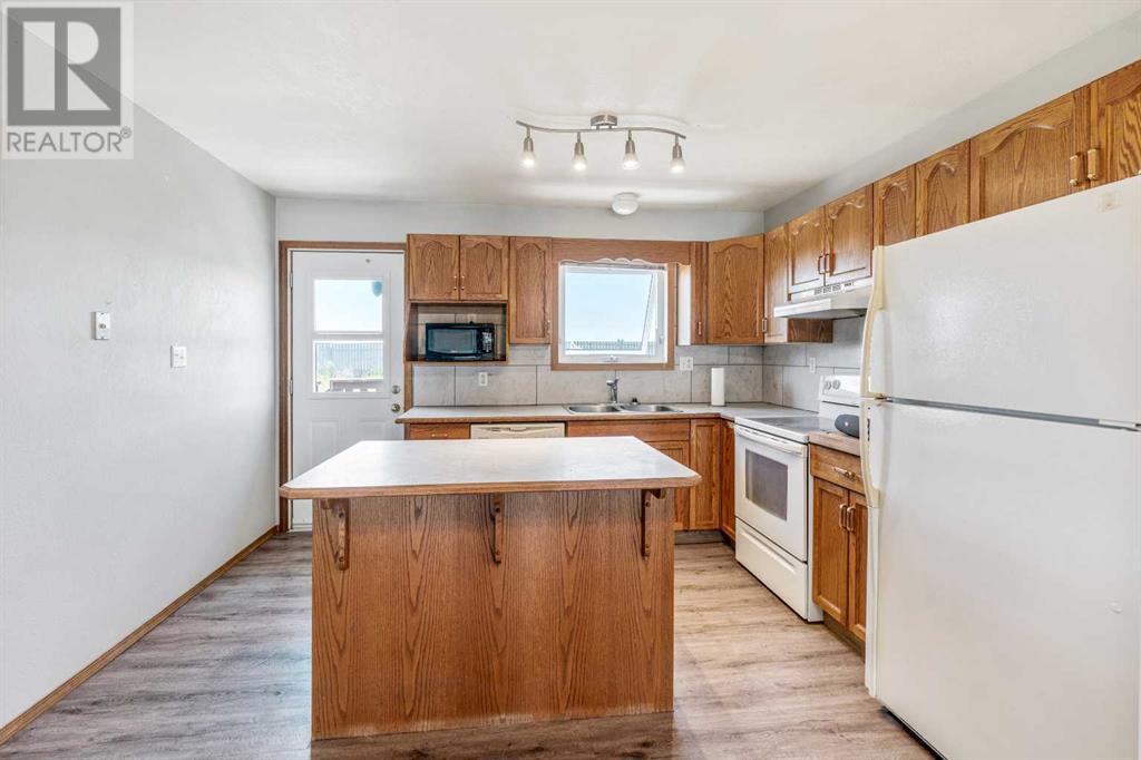 199 Mt Crandell Crescent W, Lethbridge, Alberta  T1K 6M2 - Photo 13 - A2229483