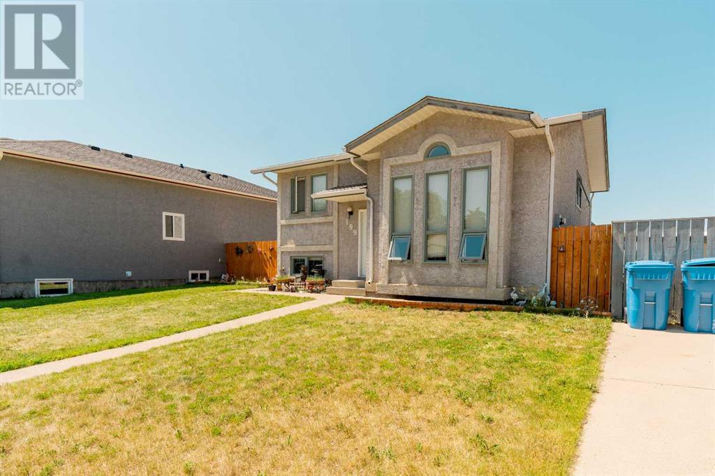 199 Mt Crandell Crescent W, Lethbridge, Alberta  T1K 6M2 - Photo 2 - A2229483