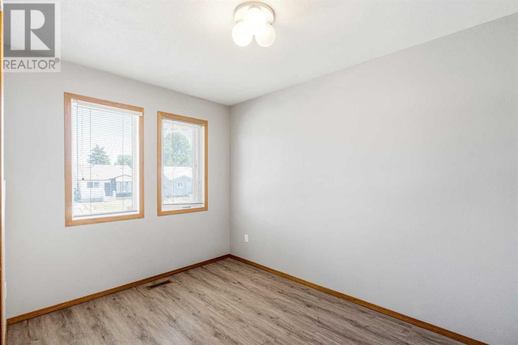 199 Mt Crandell Crescent W, Lethbridge, Alberta  T1K 6M2 - Photo 17 - A2229483