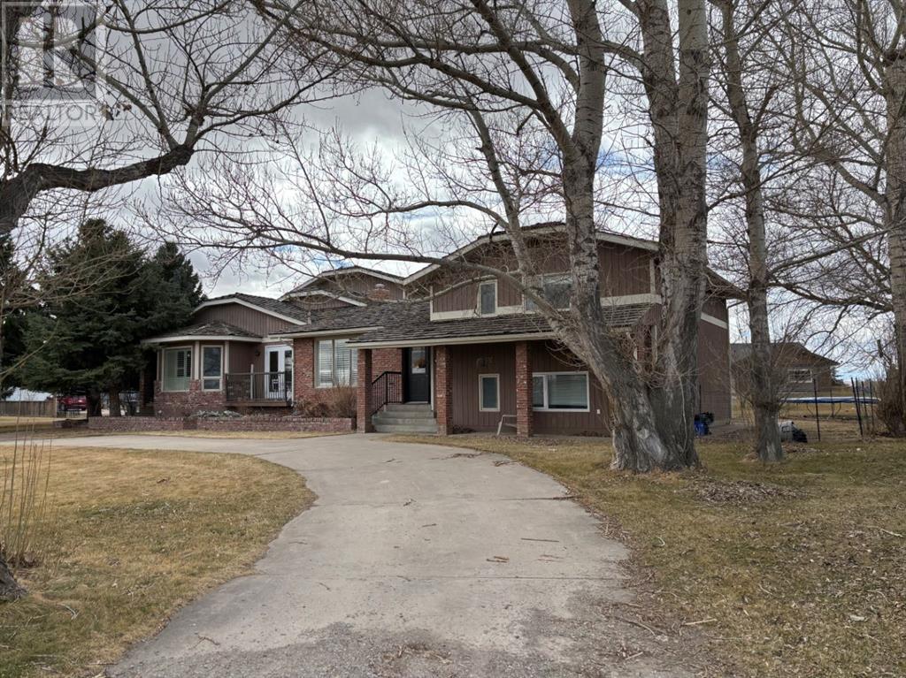 182 S 3 Street E, Magrath, Alberta  T0K 1J0 - Photo 3 - A2205800