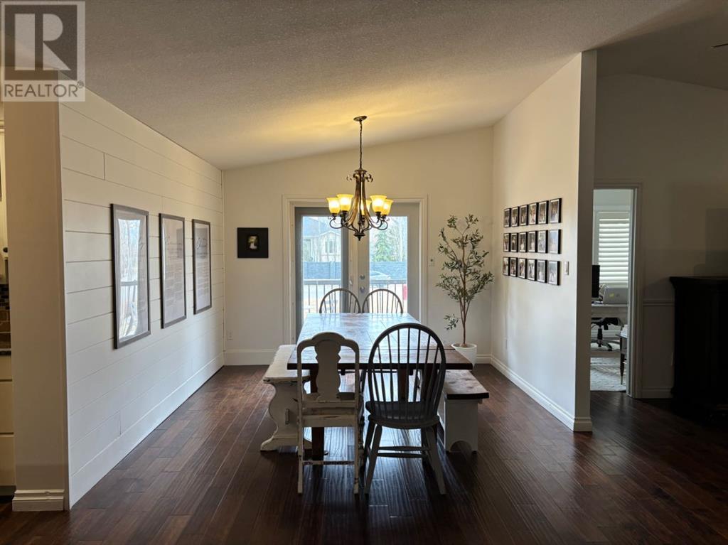 182 S 3 Street E, Magrath, Alberta  T0K 1J0 - Photo 10 - A2205800