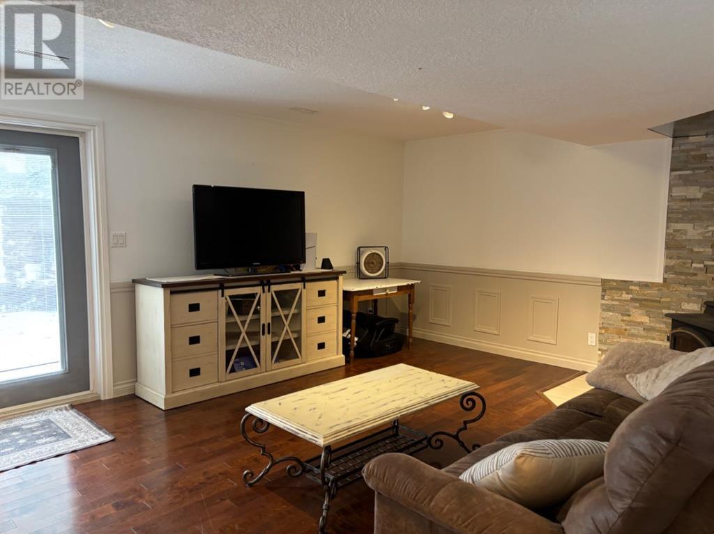 182 S 3 Street E, Magrath, Alberta  T0K 1J0 - Photo 36 - A2205800