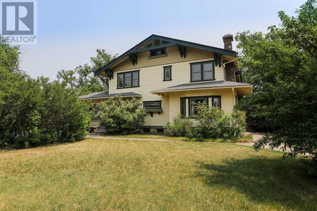 302 King Street, Nobleford, Alberta