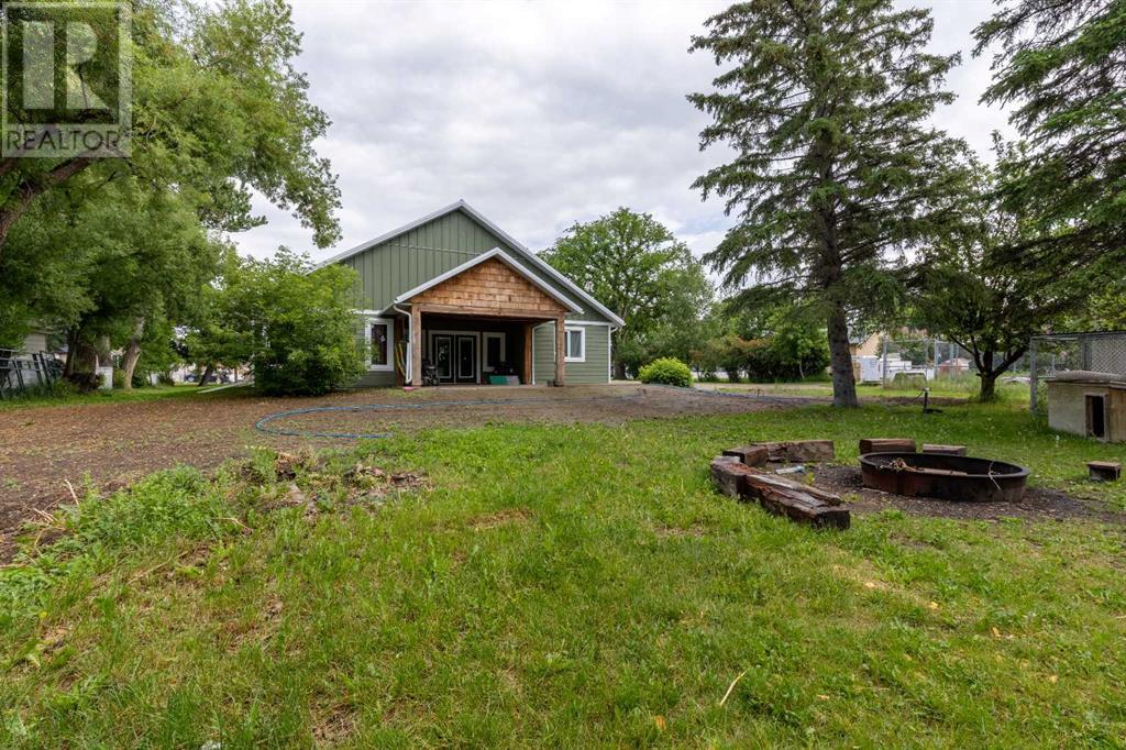 44 S 2 Street W, Magrath, Alberta  T0K 1J0 - Photo 28 - A2221376