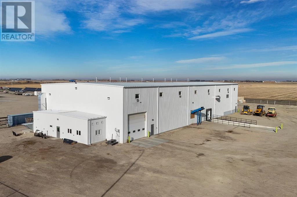 930 11 Avenue, Coaldale, Alberta