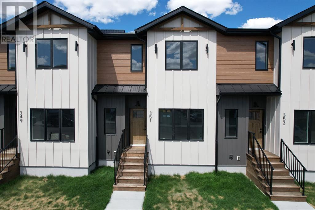 351 9 Street, Fort Macleod, Alberta