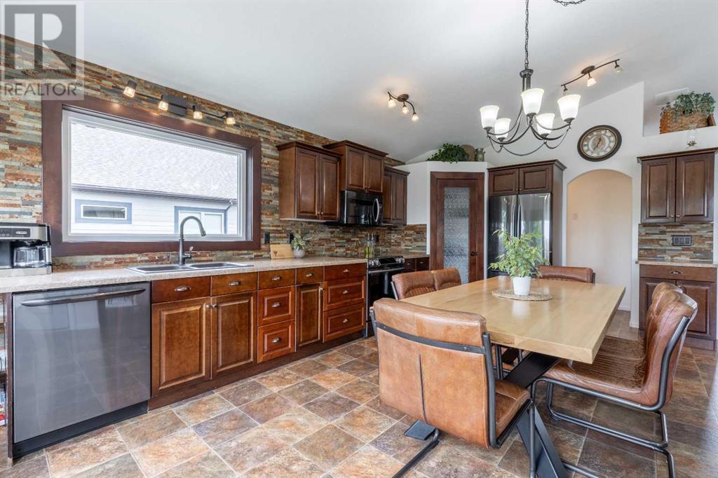 137 Garrison Drive, Fort Macleod, Alberta  T0L 0Z0 - Photo 10 - A2228793
