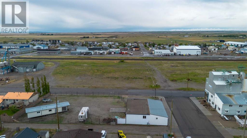 201 & 215 15 Street, Fort Macleod, Alberta  T0L 0Z0 - Photo 28 - A2221719