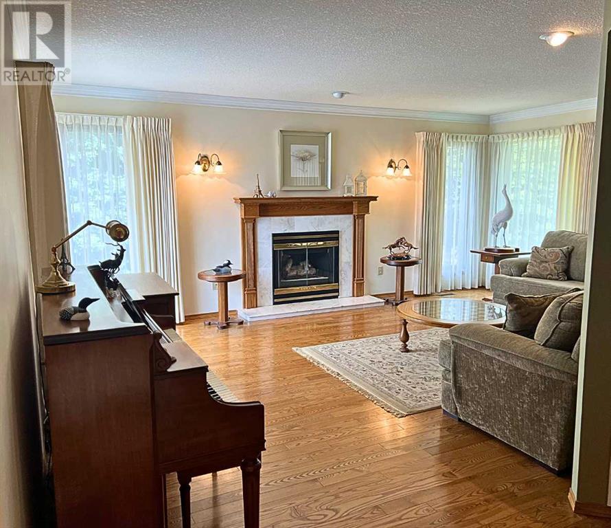 90 Tudor Crescent S, Lethbridge, Alberta  T1K 5C8 - Photo 11 - A2226364