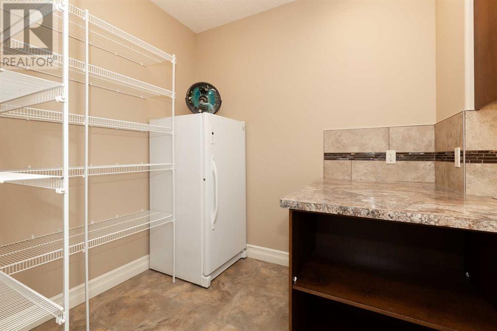 969 Canyonview Place W, Lethbridge, Alberta  T1K 5R9 - Photo 14 - A2233589