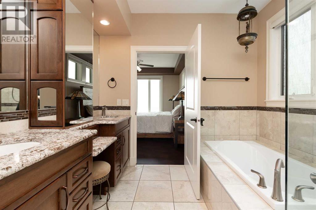969 Canyonview Place W, Lethbridge, Alberta  T1K 5R9 - Photo 18 - A2233589