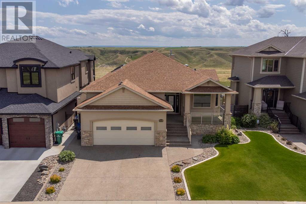 969 Canyonview Place W, Lethbridge, Alberta  T1K 5R9 - Photo 3 - A2233589