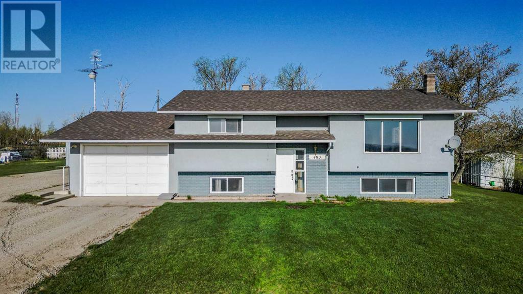 490 Homeseekers Avenue, Cardston, Alberta