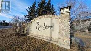 321 Rivergrove Chase W, Lethbridge, Alberta