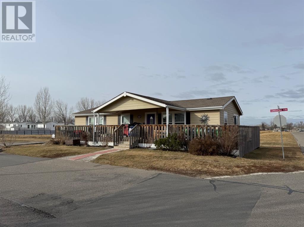 414 Conductor Boulevard, Coaldale, Alberta  T1M 1P8 - Photo 2 - A2233735