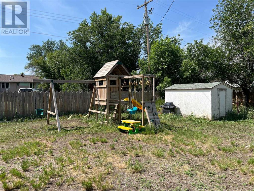 111 7th Avenue W, Bow Island, Alberta  T0K 0G0 - Photo 22 - A2234359