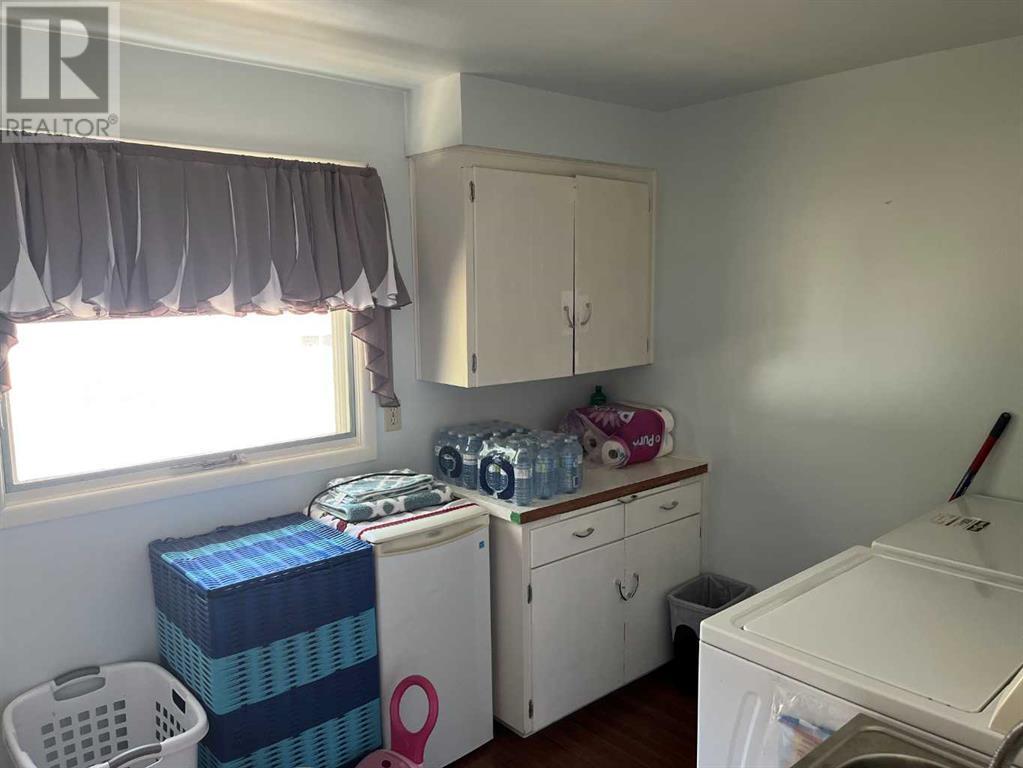 111 7th Avenue W, Bow Island, Alberta  T0K 0G0 - Photo 21 - A2234359
