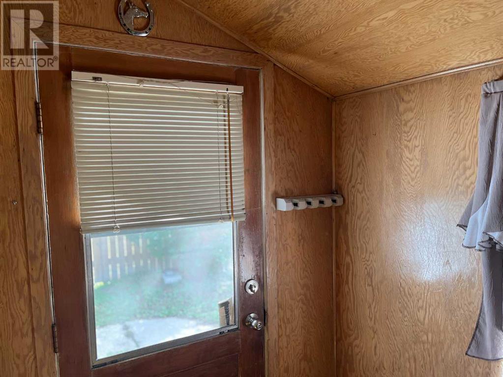 111 7th Avenue W, Bow Island, Alberta  T0K 0G0 - Photo 20 - A2234359