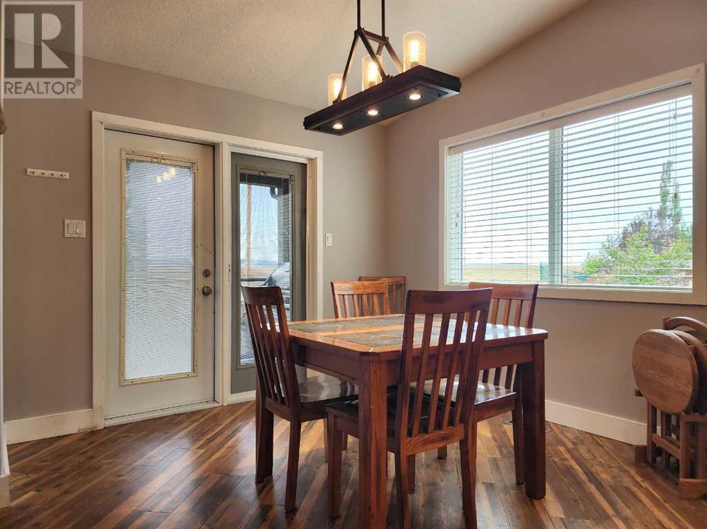11 Link Spur, Claresholm, Alberta  T0L 0T0 - Photo 11 - A2197770