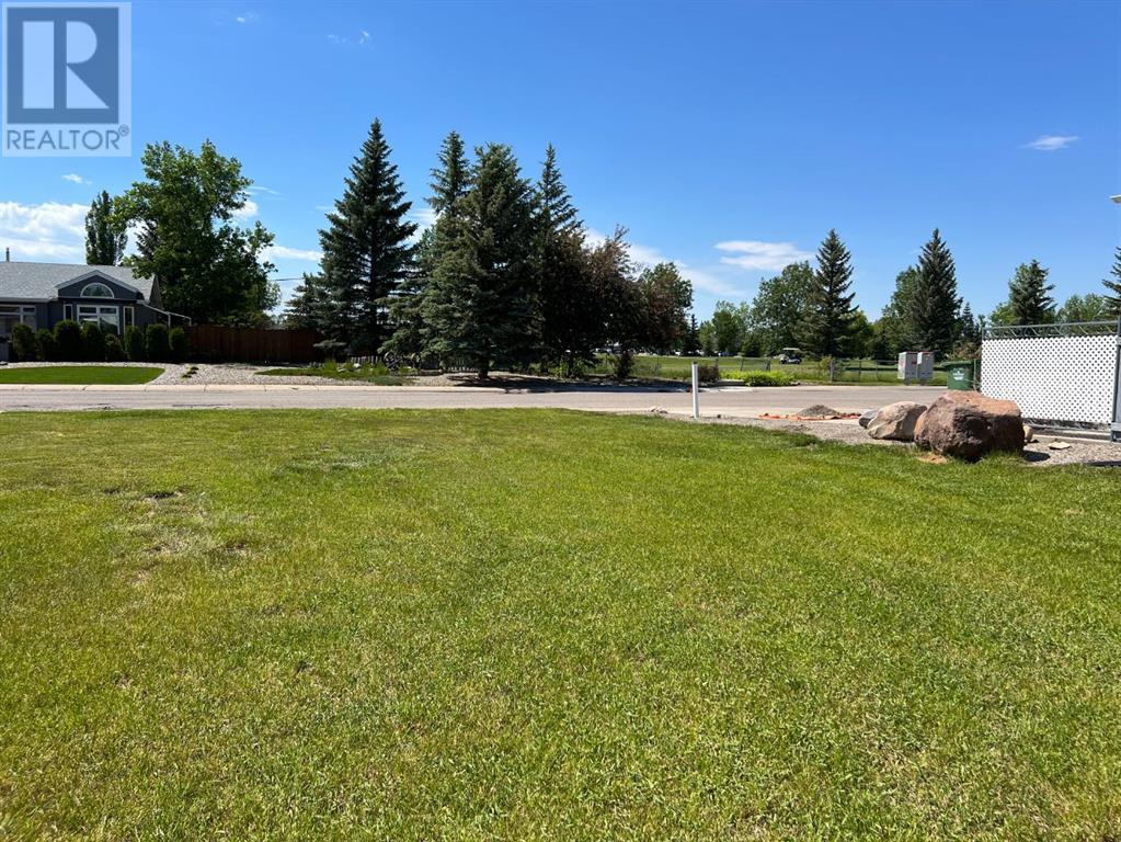 105 Fairway Drive, Coaldale, Alberta  T1M 1H1 - Photo 3 - A2221633