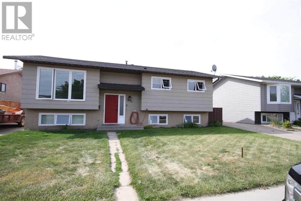 4634 60 Ave, Taber, Alberta