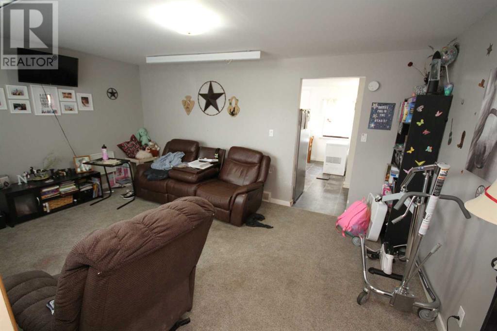 5810 52 Street, Taber, Alberta  T1G 1K7 - Photo 6 - A2223783