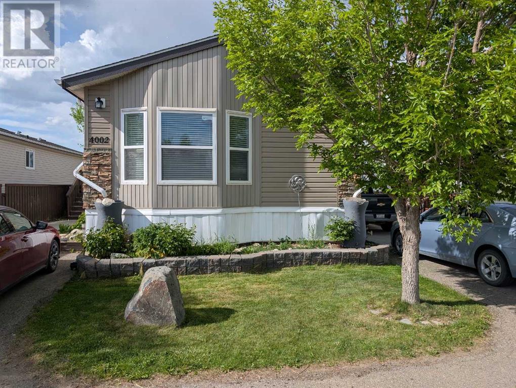 4002 Applewood Road, Coaldale, Alberta