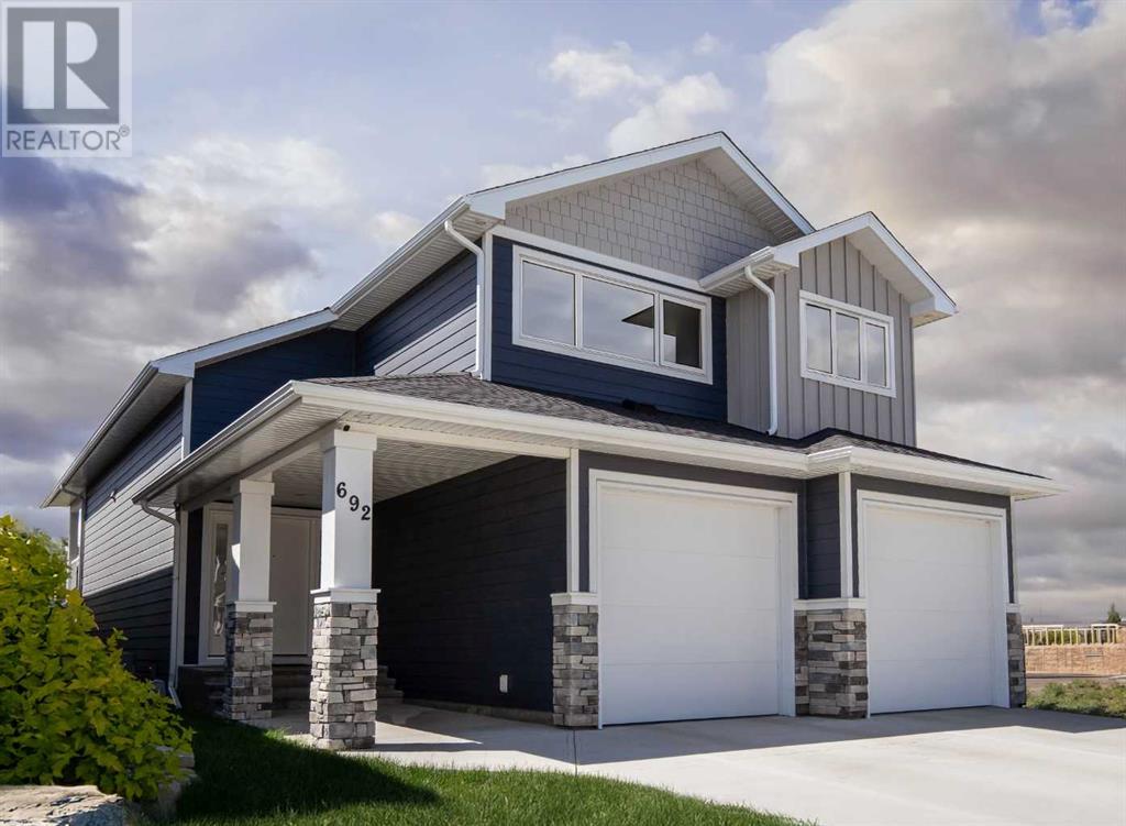 692 Sixmile Crescent S, Lethbridge, Alberta