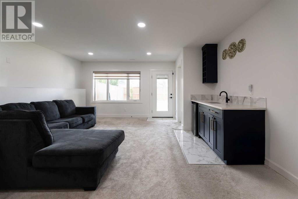 692 Sixmile Crescent S, Lethbridge, Alberta  T1K 8G3 - Photo 41 - A2229163