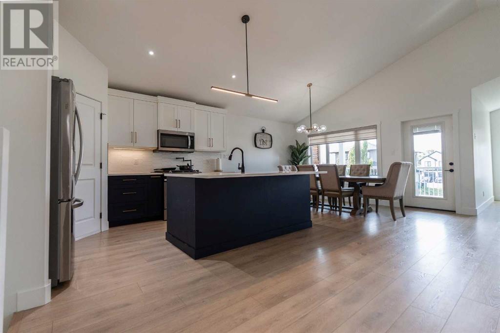 692 Sixmile Crescent S, Lethbridge, Alberta  T1K 8G3 - Photo 8 - A2229163